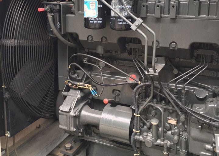 Động cơ Denyo 300kva số xi lanh 6L, điều chỉnh tốc độ bằng điện tử